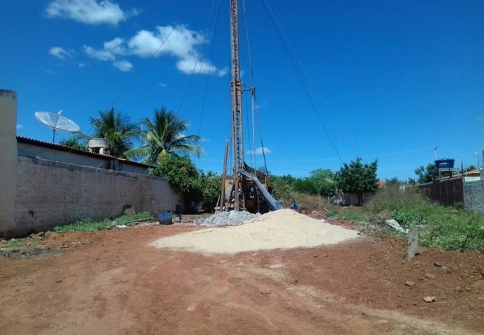 Agespisa inicia as obras com a perfuração de um poço no bairro Belo Norte