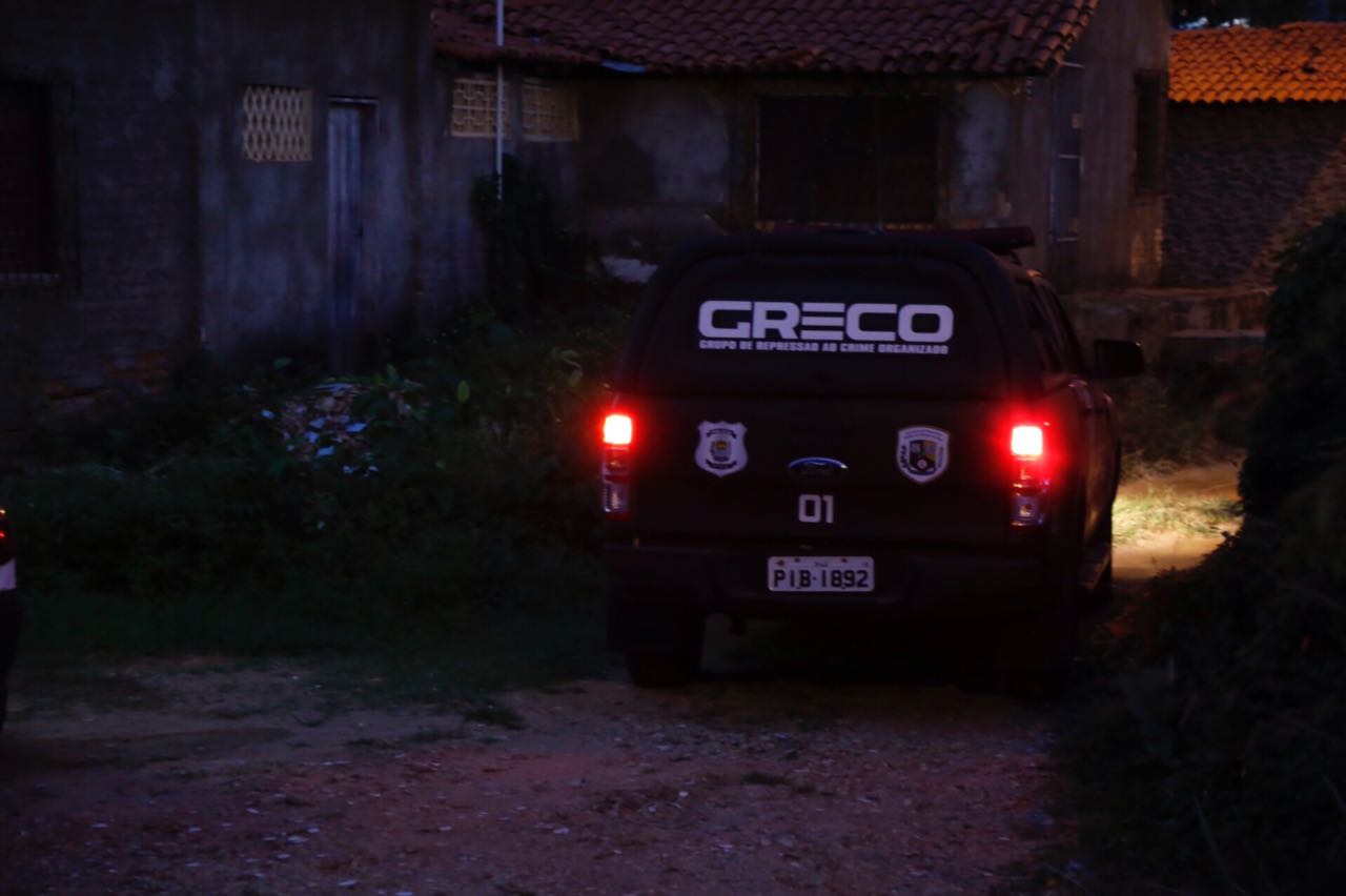 Greco em diligência