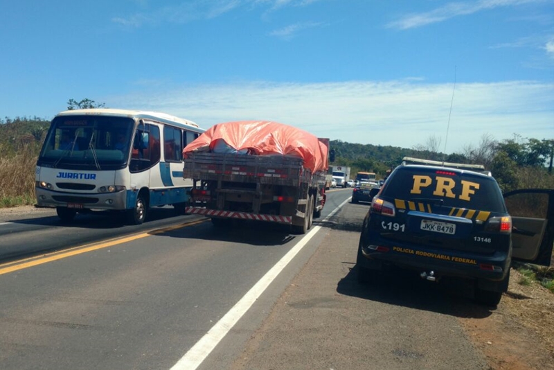Manifestação na BR 343 em Teresina