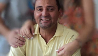 O Ex-prefeito Chales Barbosa Lima.