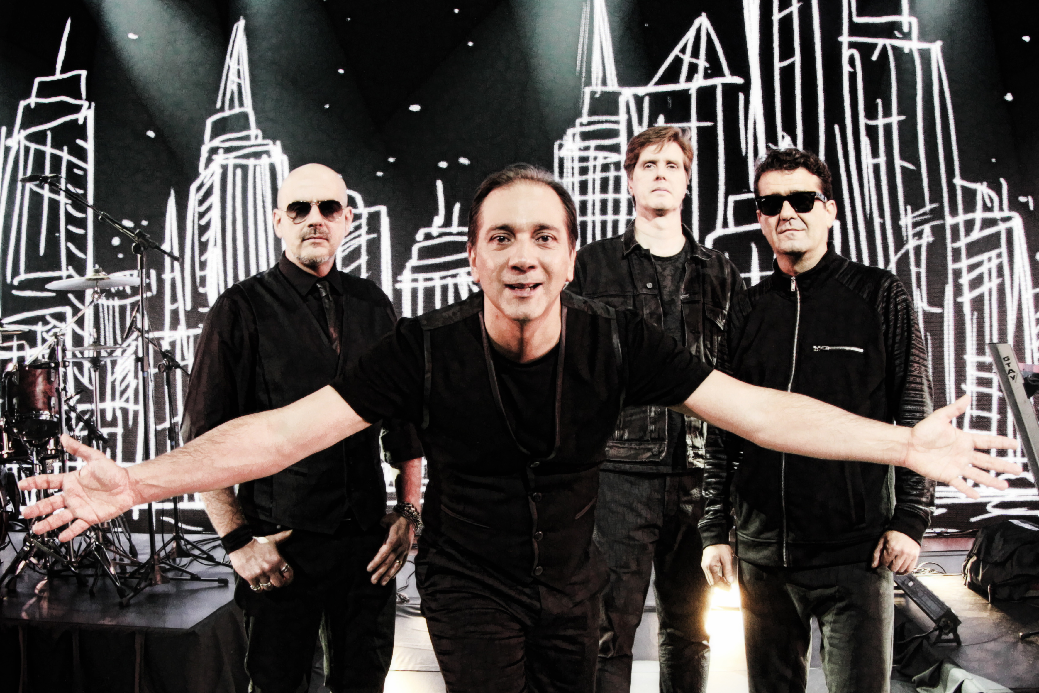 Banda Biquíni Cavadão.