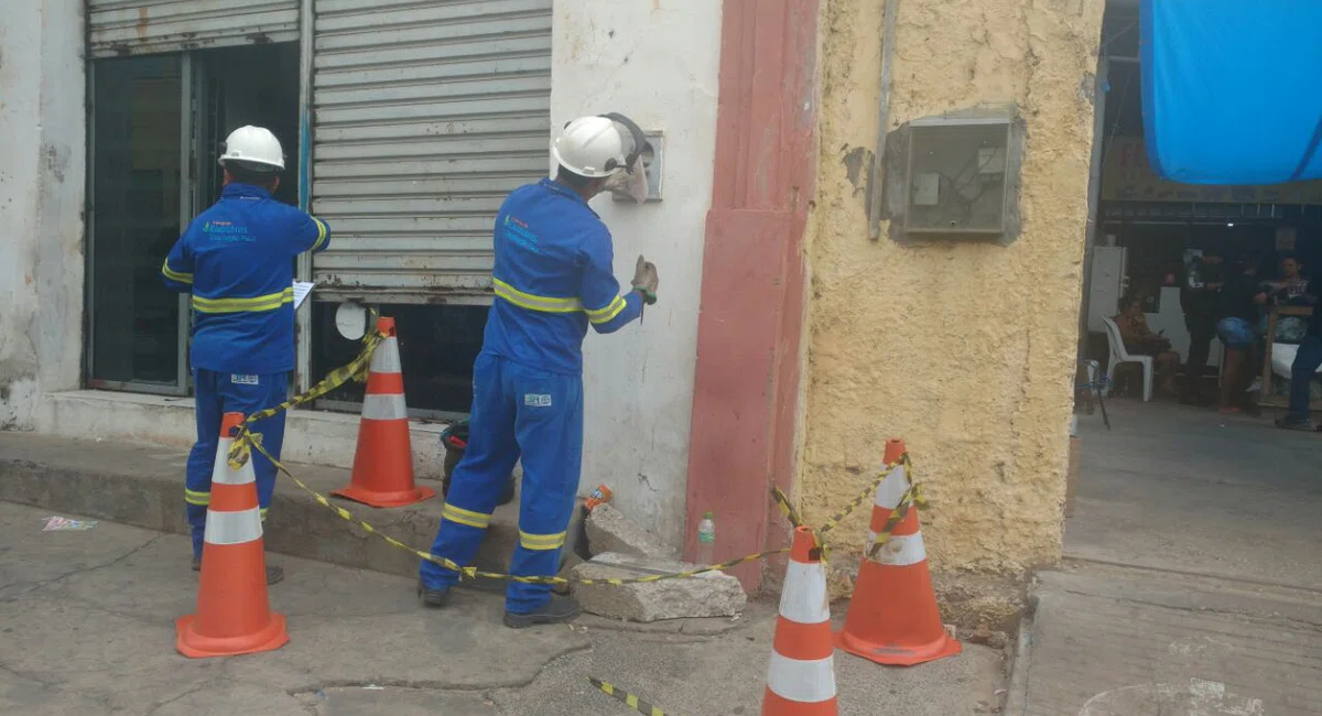 Furto de energia elétrica em loja no Centro de Teresina.