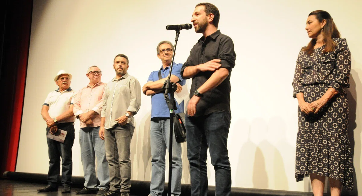 Exibição do documentário "Torquato Neto -Todas as horas do fim"