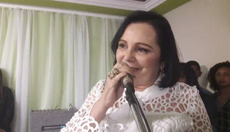 Prefeita Lúcia Moura
