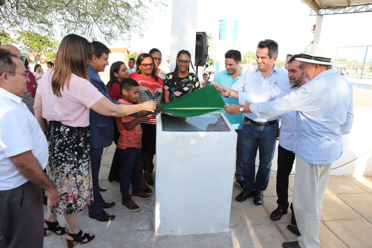 Inauguração de obras em Oeiras-PI.