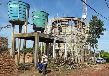Reservatório em construção.