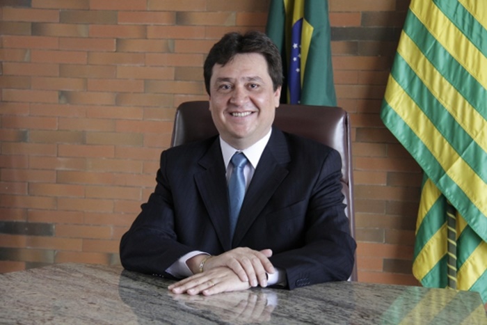 O Secretaria de Estado do Desenvolvimento Econômico e Tecnológico, José Icemar Lavor Neri