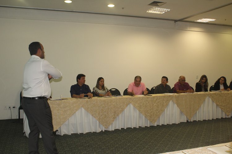 Reunião entre o grupo Nordex e o governo estadual.