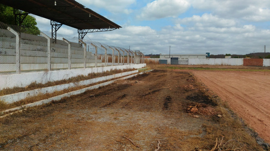 Estádio Municipal Helvídio Nunes de Demerval Lobão
