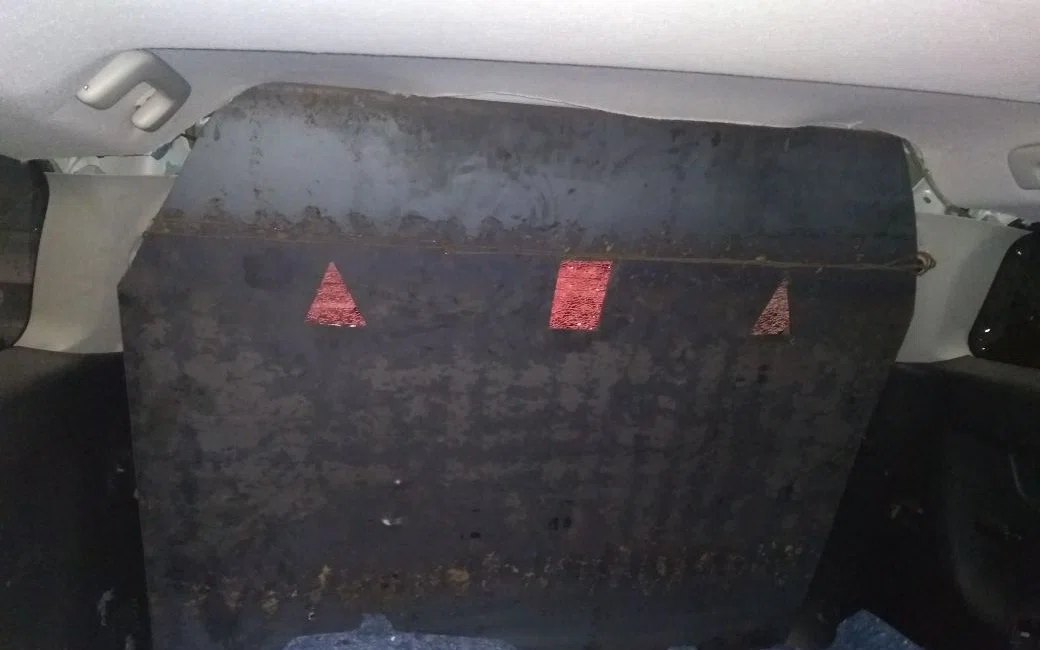 Placa de Ferro apreendida
