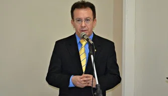 Juiz Carlos Hamilton.