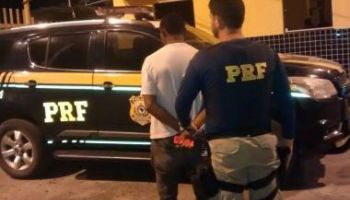 Homem preso por violentar sexualmente sua própria avó.
