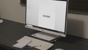 Atualmente os estagiários não são elencados como segurados obrigatórios da Previdência Social.