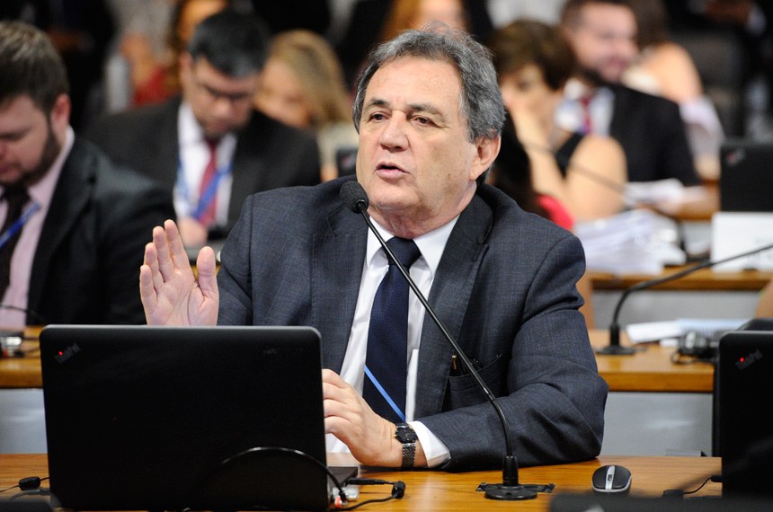 Senador Waldemir Moka (PMDB-MS), autor do projeto.