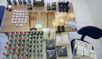 Material apreendido pela Polícia Militar