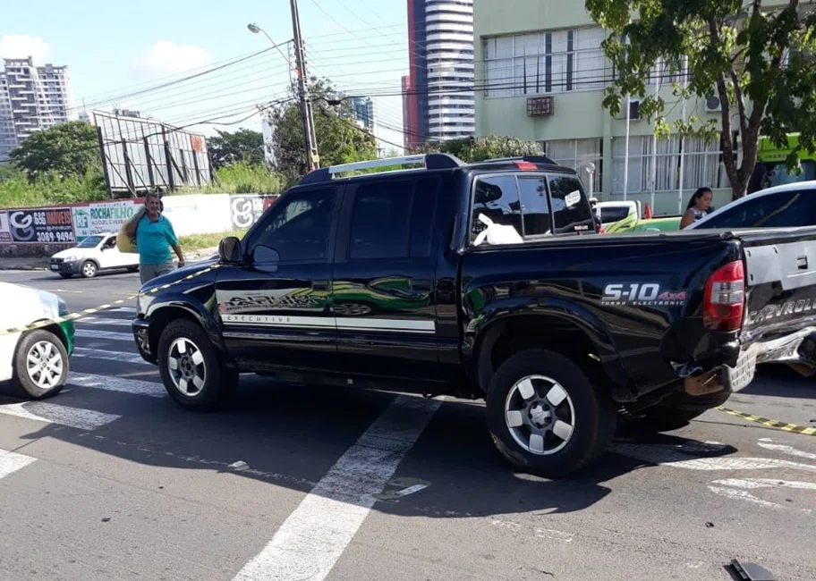 Acidente na Avenida João XXIII.