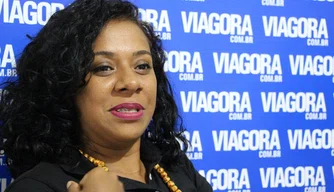 Luciane Santos Luciane Santos