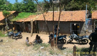 A ROCAM fez buscas em um casa próxima a linha férrea.