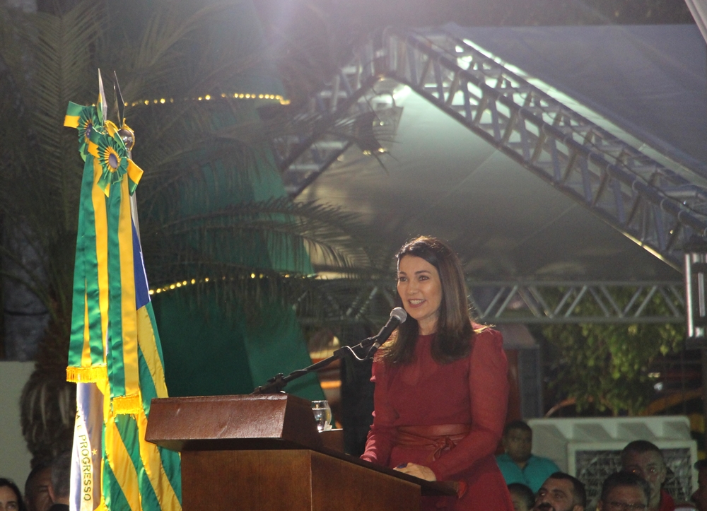 Margarete Coelho faz avaliação de mandato e agradecimentos em seu discurso.