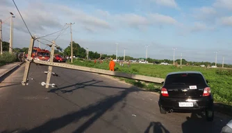 Acidente  aconteceu na manhã desta quarta-feira (23).