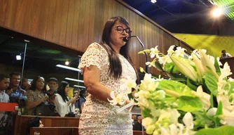 Deputada estadual Teresa Britto (PV).