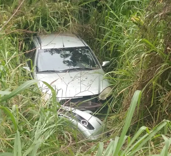 O carro palio foi o primeiro a derrapar na BR 316.