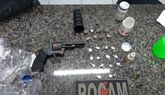 Objetos encontrados pela PM em poder do acusado.