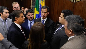 Juan Guaidó se reuniu com representantes do Senado Federal no último dia 28 de fevereiro.