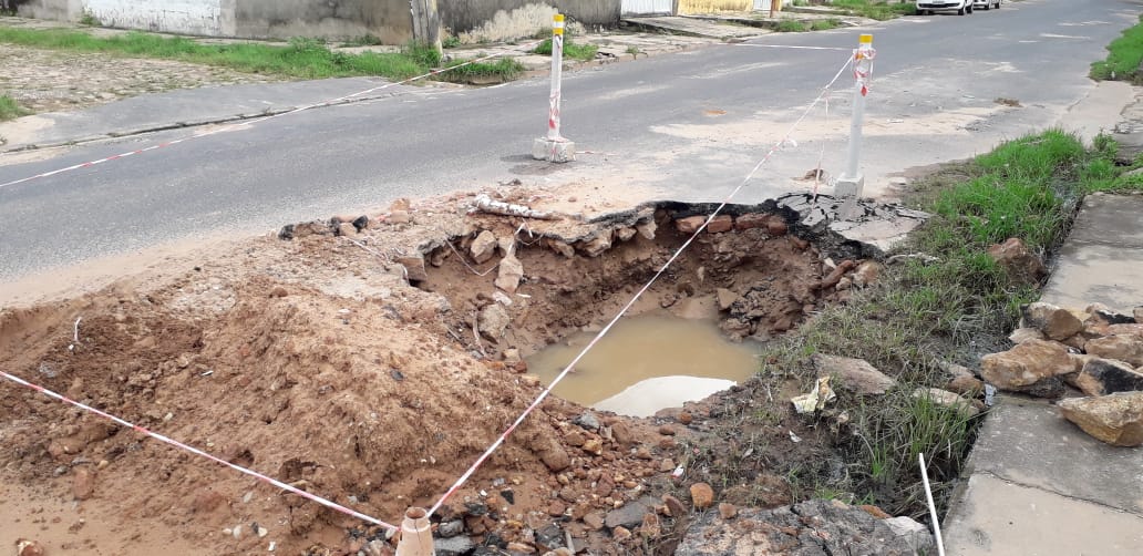 Obra deixou regiões próximas com a água fraca