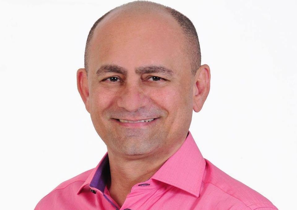 Prefeito Maurício Martins.
