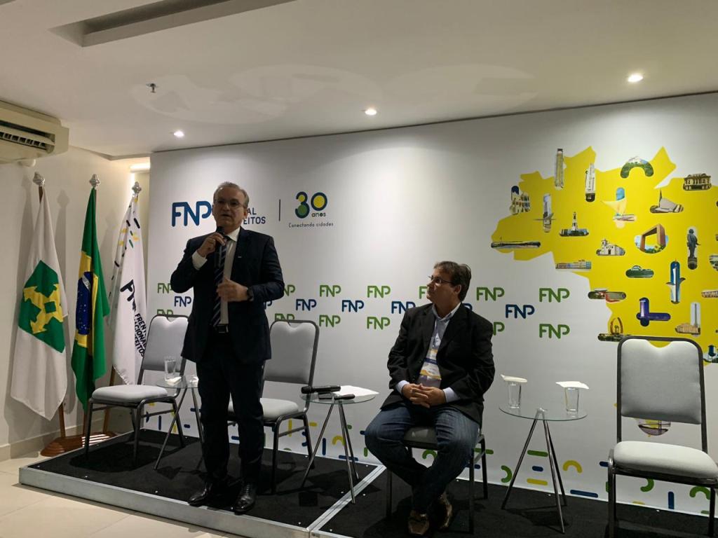 Prefeito Firmino Filho.
