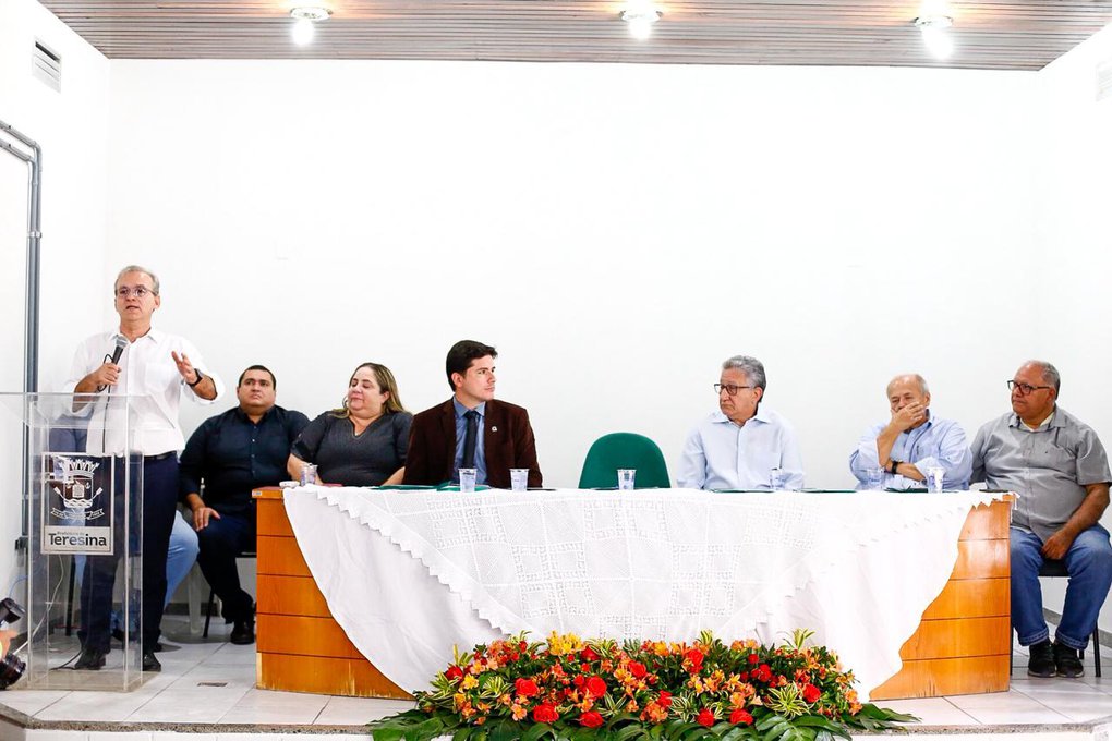 Reunião sobre Atenção Básica