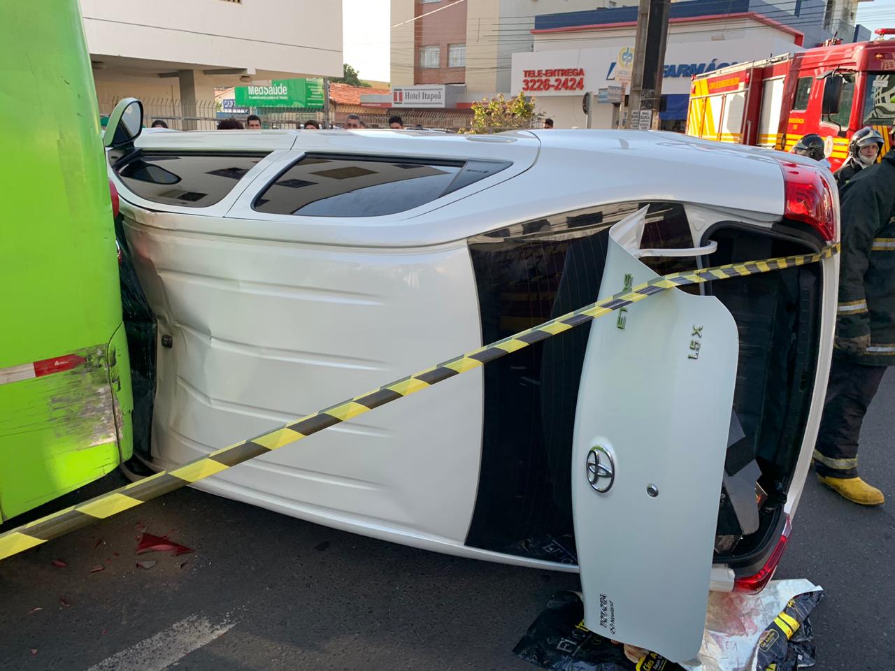 Acidente aconteceu na manhã desta sexta-feira (13)