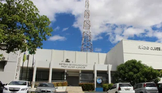 TV Clube suspende programação e funcionários entram em quarentena.