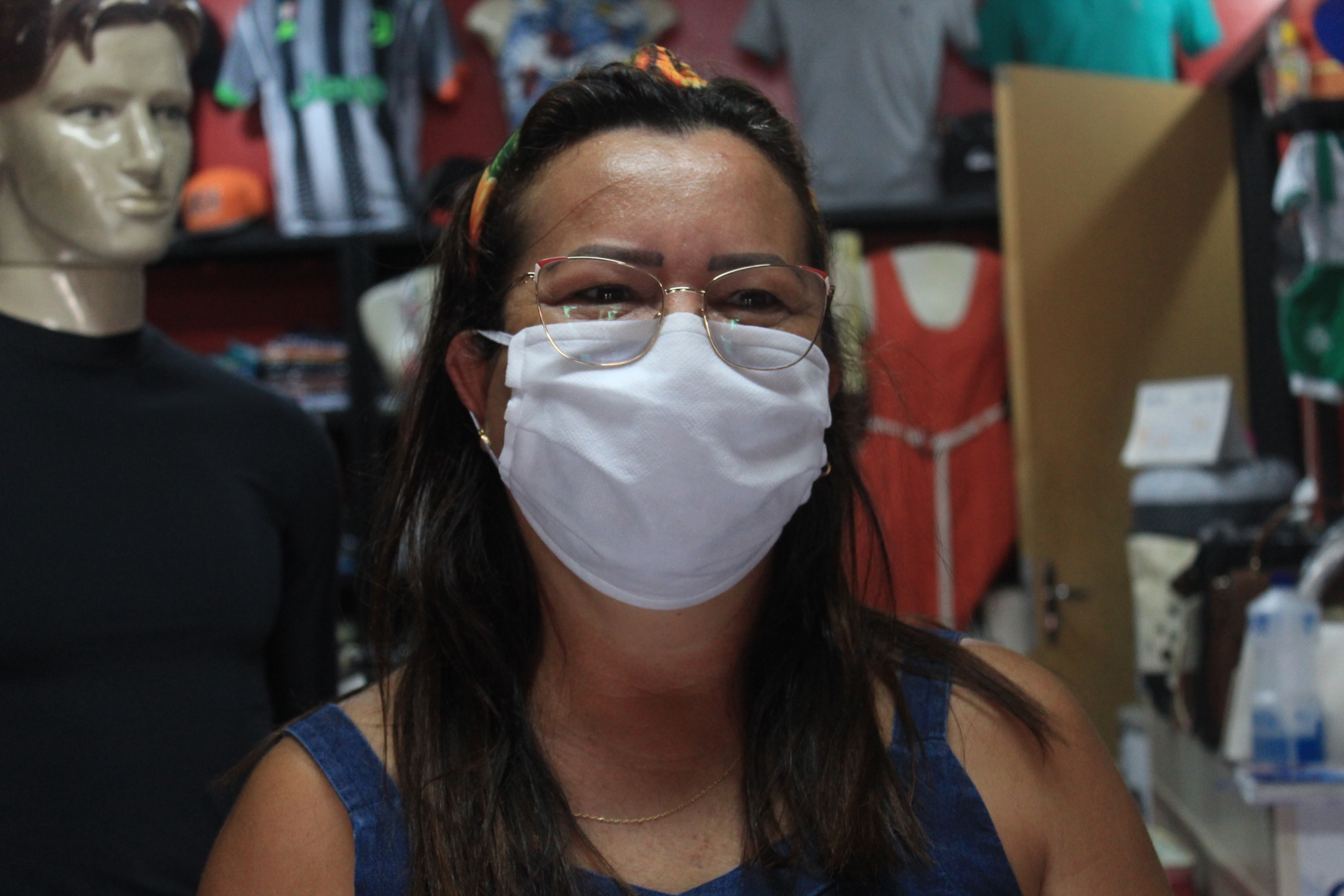 Dora Costa, Vendedora