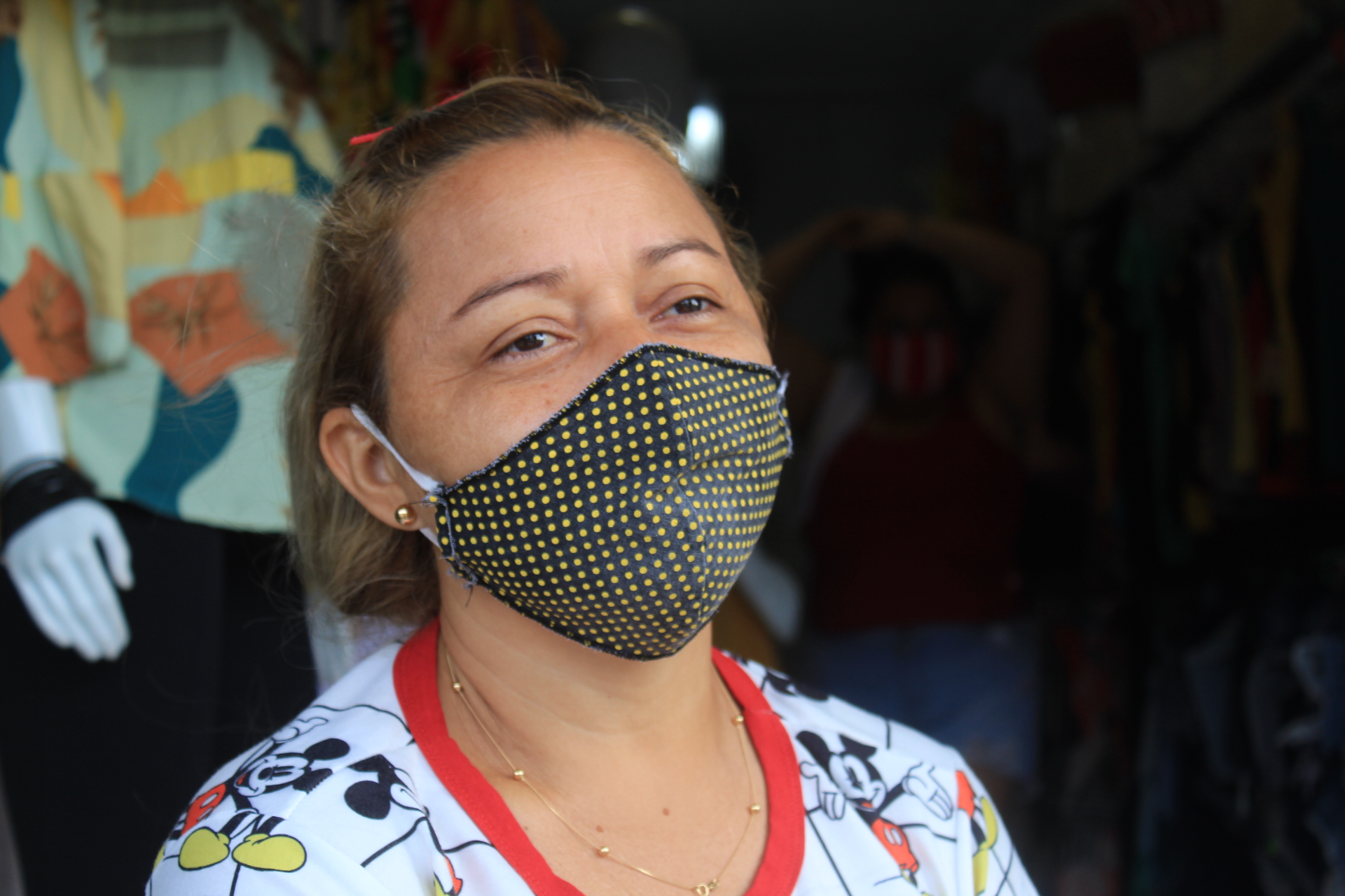 Izineide Araújo, Vendedora