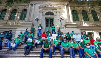 Protesto dos motoristas e cobradores de ônibus