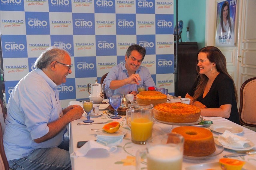 Ciro Nogueira e Kleber Montezuma durante café da manhã nesta sexta-feira (17).