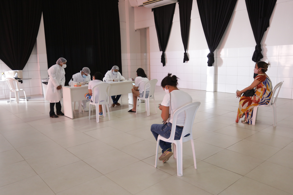 Testagem de coronavírus