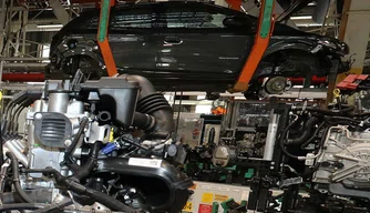 Produção industrial cresce 8% em julho, aponta pesquisa do IBGE Produção industrial cresce 8% em julho, aponta pesquisa do IBGE