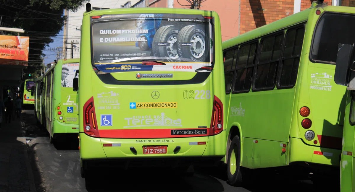 Protesto dos motoristas e cobradores de ônibus
