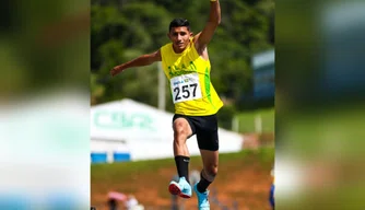 Felipe Cauã Campelo da Silva, durante a competição.