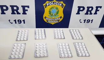 Foram encontrados com o caminhoneiro 120 unidades dos comprimidos