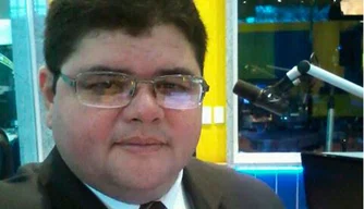 Jornalista Carlos Mesquita.