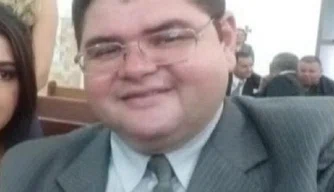 Jornalista Carlos Mesquita.