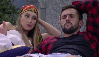 Arthur e Carla Diaz no BBB21