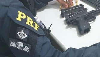 PRF prende homem por porte ilegal de arma de fogo.