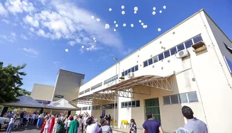 Mães servidoras do HUT recebem homenagem