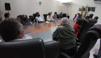 A reunião aconteceu na tarde dessa quarta-feira (14).