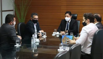 Reunião aconteceu nessa segunda-feira (22).